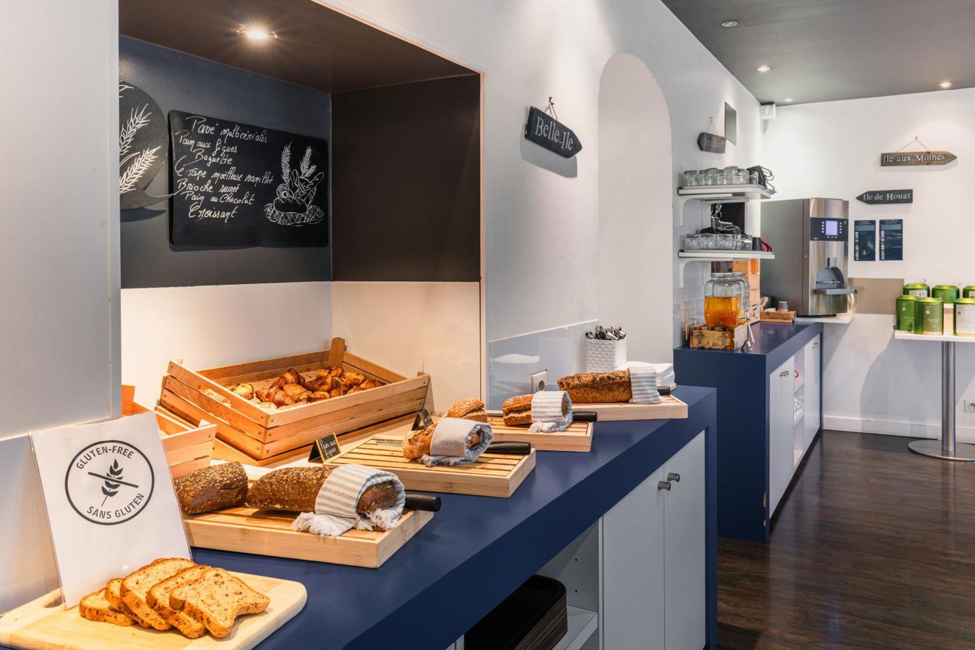 Ibis Styles Vannes Gare Centre Экстерьер фото