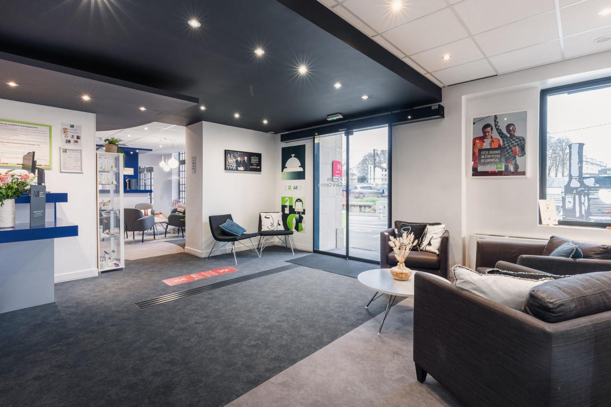Ibis Styles Vannes Gare Centre Экстерьер фото