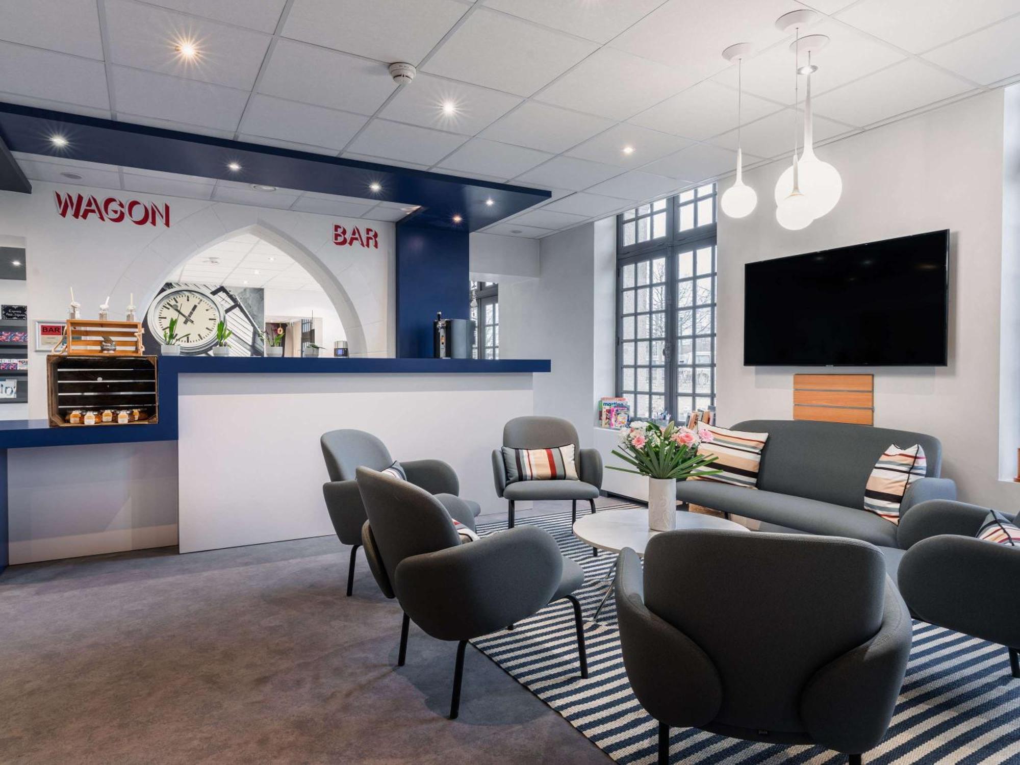 Ibis Styles Vannes Gare Centre Экстерьер фото