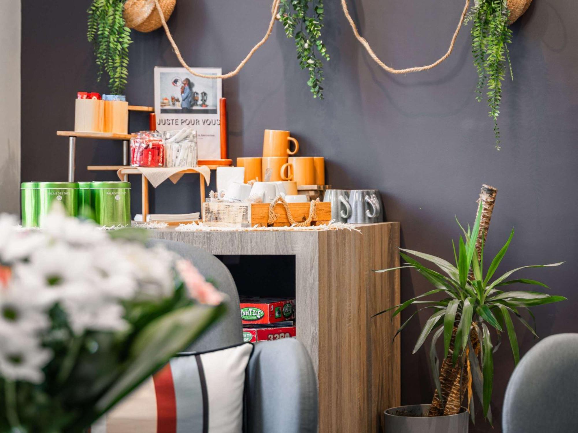 Ibis Styles Vannes Gare Centre Экстерьер фото
