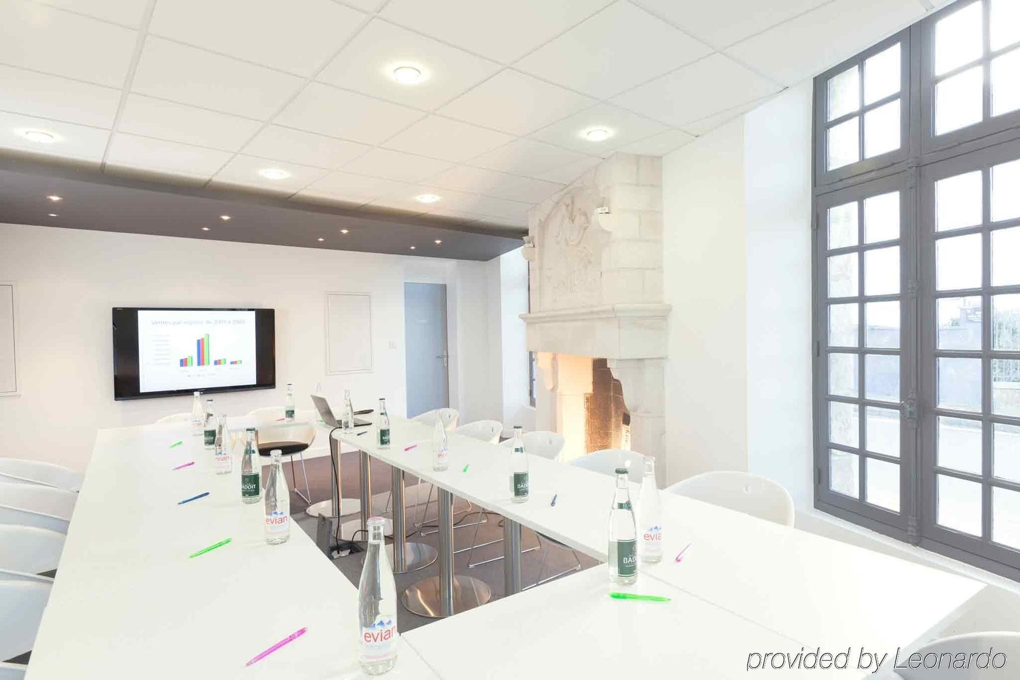 Ibis Styles Vannes Gare Centre Бизнес фото